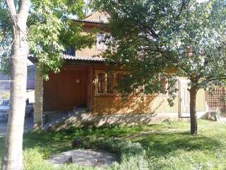 Апартаменты Садиба «Між Гір» Микуличин Дом с 4 спальнями-1