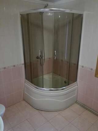 Апартаменты Садиба «Між Гір» Микуличин Дом с 4 спальнями-18