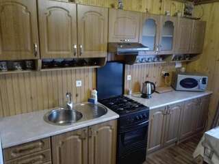 Апартаменты Садиба «Між Гір» Микуличин Дом с 4 спальнями-25