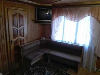 Апартаменты Садиба «Між Гір» Микуличин Дом с 4 спальнями-6